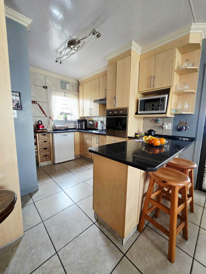 2 Bedroom Property for Sale in Wilkoppies North West